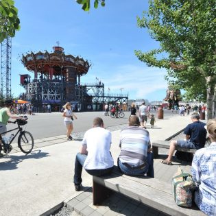 carrousel des mondes marin 6 315x315 - Carrousel des Mondes Marins