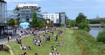 Quai François Mitterrand. Ecole Nationale Supérieure d'Architecture de Nantes (ENSAN). L'Absence, création de l'Atelier Van Lieshout. Nantes (Loire-Atlantique) 06_2014 © Vincent Jacques_Samoa Quai François Mitterrand. Ecole Nationale Supérieure d'Architecture de Nantes (ENSAN). L'Absence, création de l'Atelier Van Lieshout. Nantes (Loire-Atlantique) 06/2014 © Vincent Jacques/Samoa