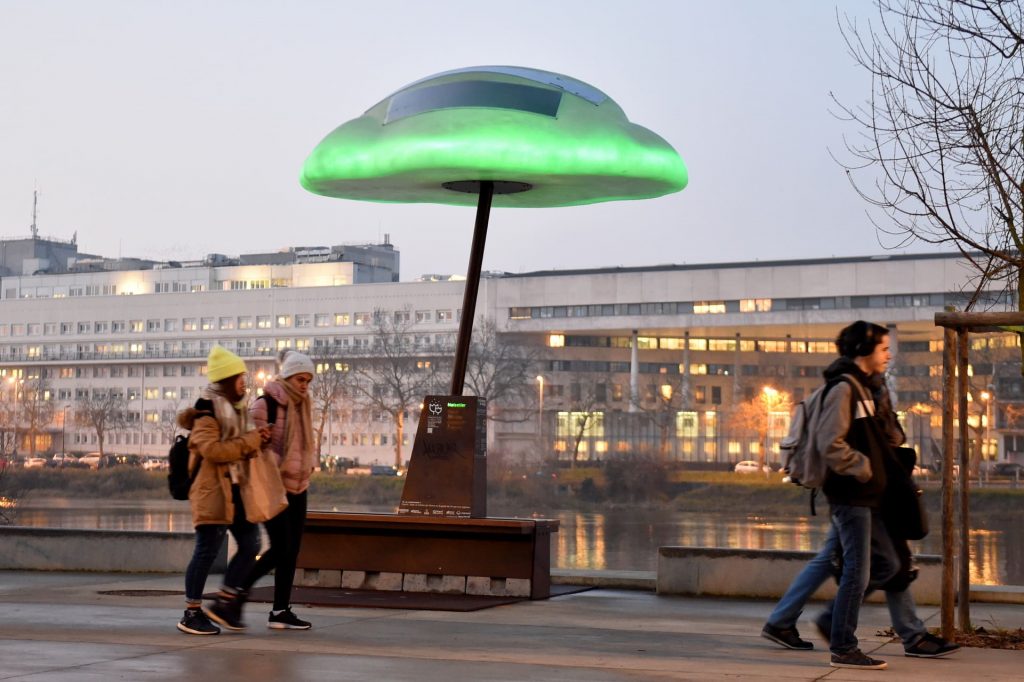 bean cloud samoa5 1024x682 - Nuage, le mobilier urbain qui vous informe sur la qualité de l'air