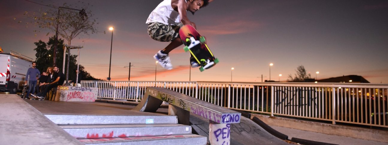 Test lumière. Skate park. Bd Gaston Doumergue. Nantes Loire Atlantique 09 2019 © Jean Dominique Billaud Samoa 1295x485 - Éclairage connecté d'un site de sports urbains