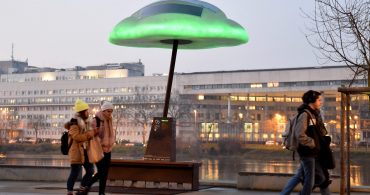 Bean Cloud, mobilier urbain conçu par Design9. Cette expérimentation urbaine donne des informations sur la qualité de l'air. Quai Hoche. Nantes (Loire-Atlantique) 01/2020 © Jean-Dominique Billaud/Samoa