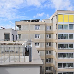 S21 04.24 JAC.028 scaled 315x315 - Joïa