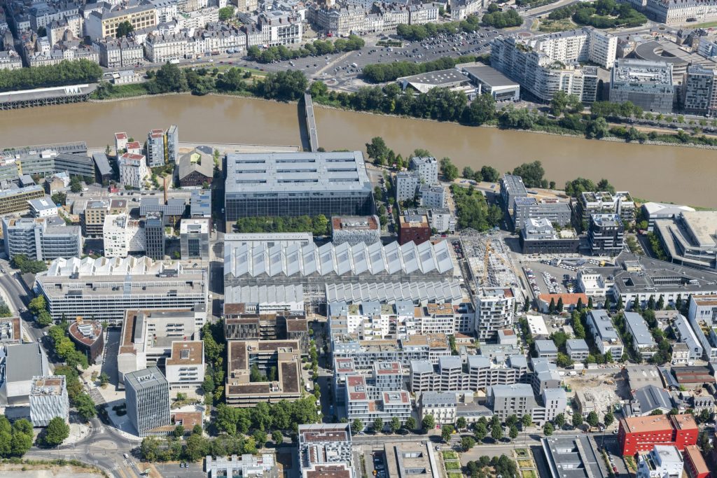 JON 07.19 7 scaled 1024x683 - Les noms des rues nantaises se féminisent. Exemple de l’île de Nantes