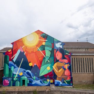 Fresque par Moner, Eglise Ste Madeleine sur l'île de Nantes © Plus de Couleurs