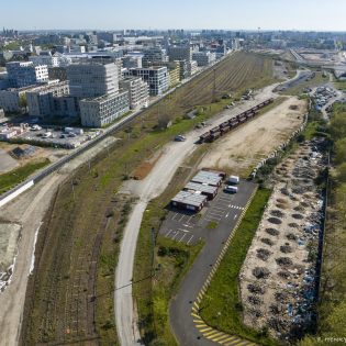 S14 SNCF 011 scaled 315x315 - A l’ouest de l’île de Nantes, les voies ferrées laissent place au chantier du nouveau quartier République