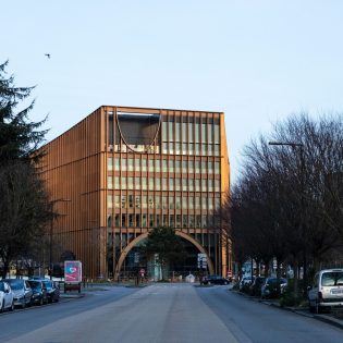 Maison de l'innovation. Groupe La Poste. Bd Viviani / Bd du Général de Gaulle. Nantes (Loire-Atlantique) 02/2025 © IRIS Pictures/Samoa Maison de l'innovation. Groupe La Poste. Bd Viviani / Bd du Général de Gaulle. Nantes (Loire-Atlantique) 02/2025 © IRIS Pictures/Samoa