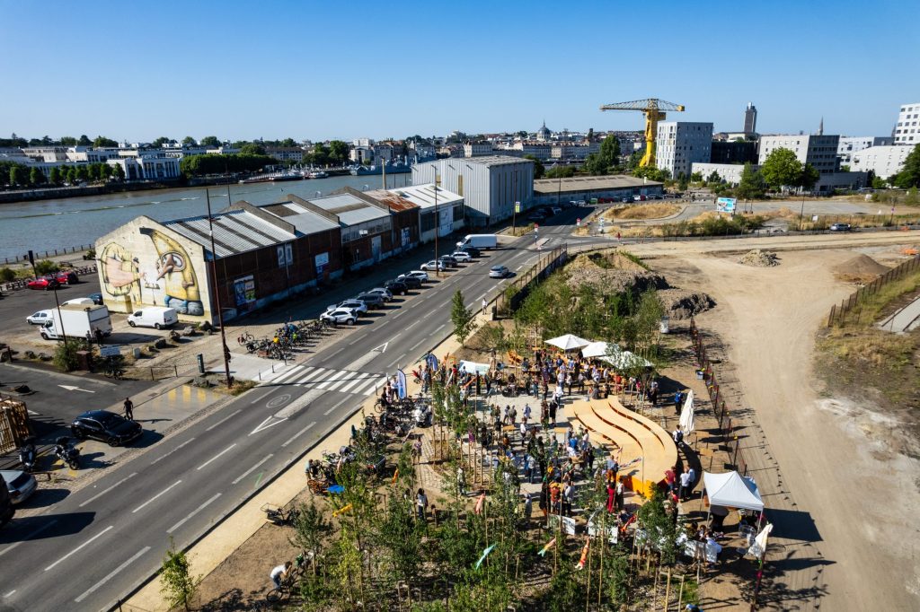07 2025 IRIS JFF 267 scaled 1024x682 - Un nouveau cap pour le sud-ouest de l’île de Nantes : nature, solidarité et co-construction au cœur du plan guide 2025-2032 07 2025 IRIS JFF 267 scaled 1024x682 - Un nouveau cap pour le sud-ouest de l’île de Nantes : nature, solidarité et co-construction au cœur du plan guide 2025-2032