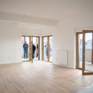 S01 2025 05 IRIS KAR 108 1 scaled 315x315 - Ilot Bergeron